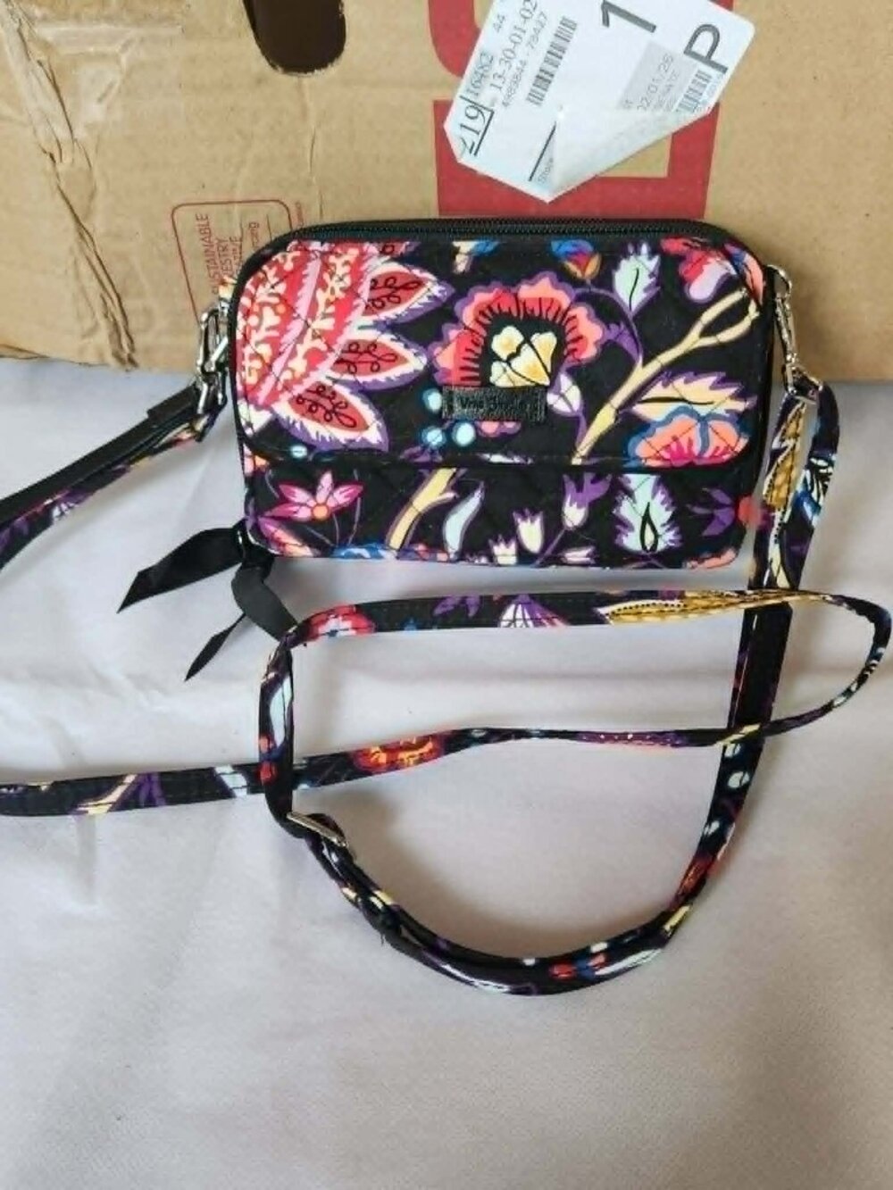 Vera Bradley RFID Crossbody Wallet / Wristlet